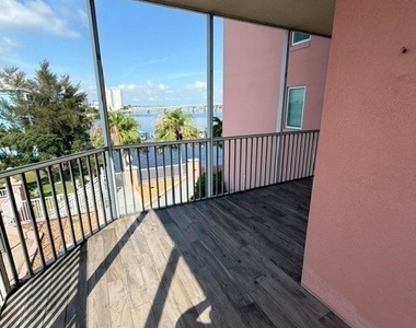 2743 1st Street - Photo Thumbnail 10