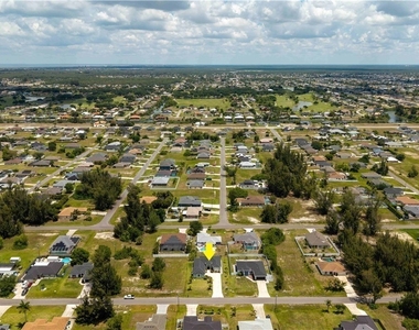 2701 Nw 11th Street - Photo Thumbnail 1