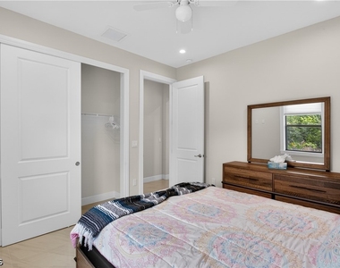 2701 Nw 11th Street - Photo Thumbnail 34