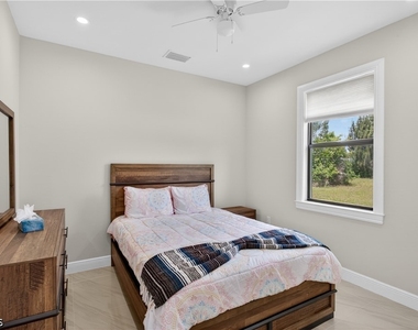2701 Nw 11th Street - Photo Thumbnail 33
