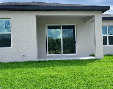 460 Westchester Drive - Photo Thumbnail 21