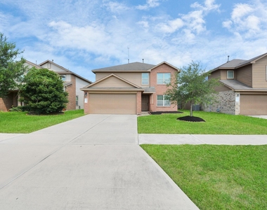 3210 Aldridge Drive - Photo Thumbnail 4