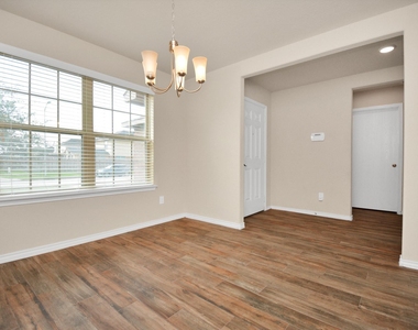3210 Aldridge Drive - Photo Thumbnail 9