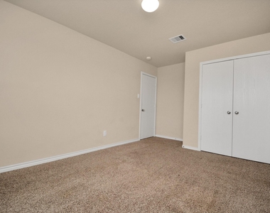 3210 Aldridge Drive - Photo Thumbnail 29