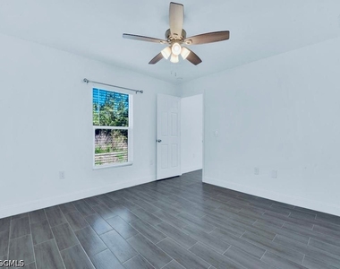 851 Bedford Drive - Photo Thumbnail 11