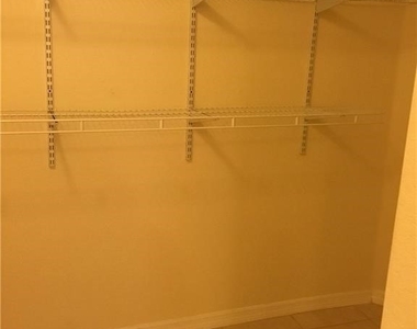 4021 28th Street Sw - Photo Thumbnail 8