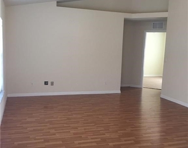 4021 28th Street Sw - Photo Thumbnail 2