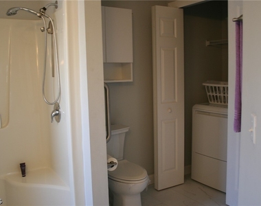 15472 Admiralty Circle - Photo Thumbnail 25