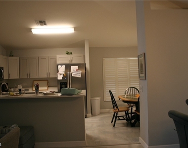 15472 Admiralty Circle - Photo Thumbnail 10