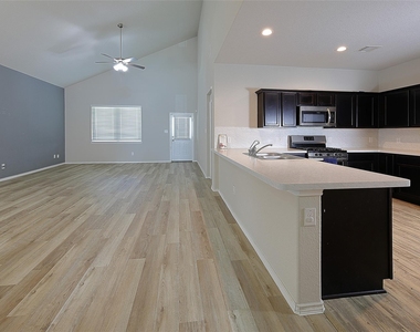 5542 Redwood Summit Lane - Photo Thumbnail 6