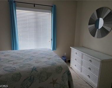 9950 Sailview Court - Photo Thumbnail 10