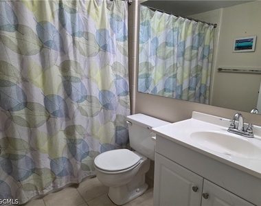 9950 Sailview Court - Photo Thumbnail 12