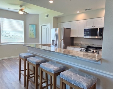16635 Lake Circle Drive - Photo Thumbnail 16
