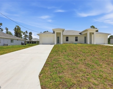 4710 27th Street Sw - Photo Thumbnail 2