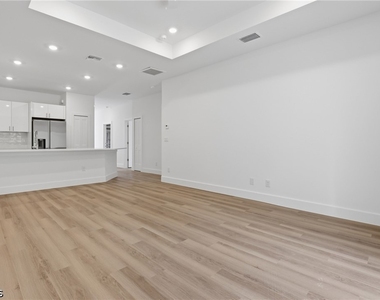 4710 27th Street Sw - Photo Thumbnail 13