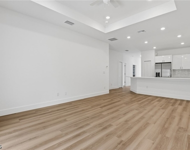 4708 27th Street Sw - Photo Thumbnail 20
