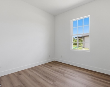 4708 27th Street Sw - Photo Thumbnail 13
