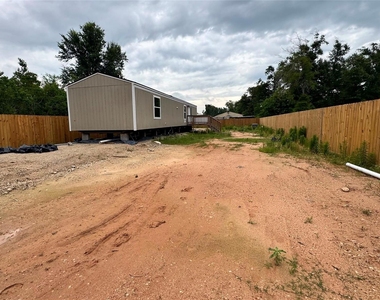 836 Road 5605 - Photo Thumbnail 5