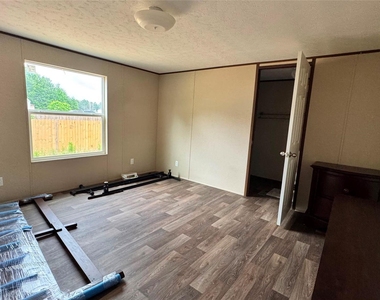 836 Road 5605 - Photo Thumbnail 13