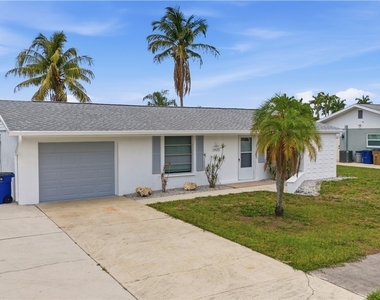 4425 N Canal Circle - Photo Thumbnail 11