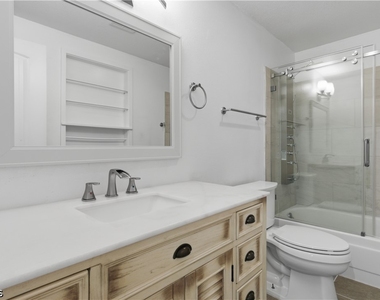 4425 N Canal Circle - Photo Thumbnail 4
