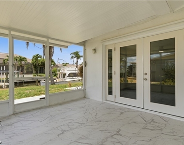 4425 N Canal Circle - Photo Thumbnail 9