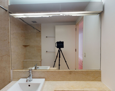 10 Hanover Square - Photo Thumbnail 4