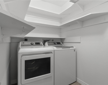 624 Mohawk Parkway - Photo Thumbnail 5