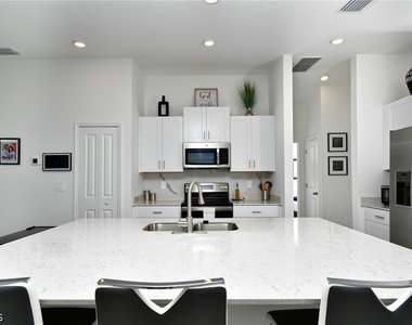 20340 Caroline Creek Place - Photo Thumbnail 7