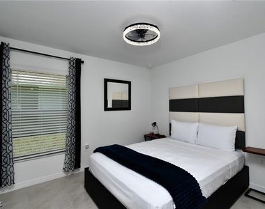 20340 Caroline Creek Place - Photo Thumbnail 21