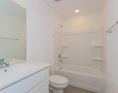 15215 Abella Drive - Photo Thumbnail 13