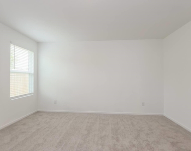 15215 Abella Drive - Photo Thumbnail 8