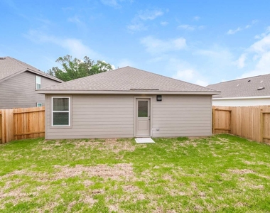 15215 Abella Drive - Photo Thumbnail 14