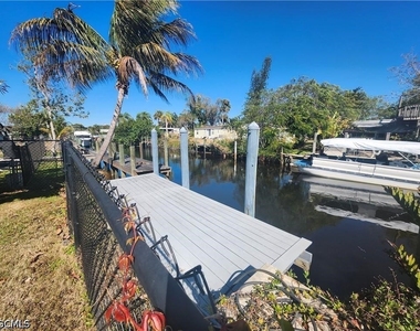 2248 Marina Park Drive - Photo Thumbnail 10