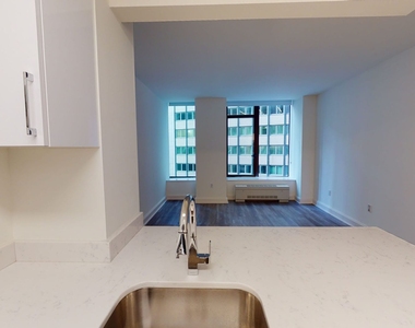 10 Hanover Square - Photo Thumbnail 3
