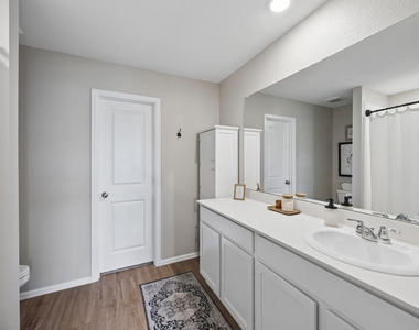 2701 Gale Park Court - Photo Thumbnail 10