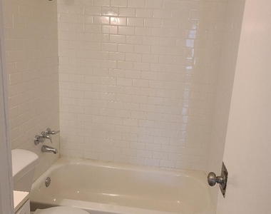 12823 Glenhollow Drive - Photo Thumbnail 4