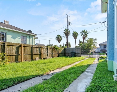 1014 31st Street - Photo Thumbnail 24