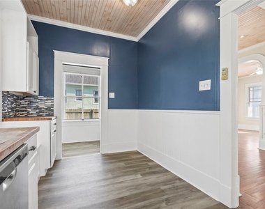 1014 31st Street - Photo Thumbnail 12