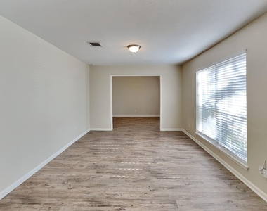 105 Saint Andrews Drive - Photo Thumbnail 6