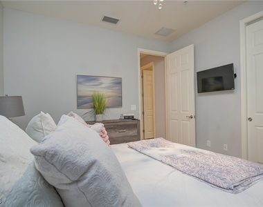 11845 Palba Way - Photo Thumbnail 23