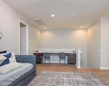 11845 Palba Way - Photo Thumbnail 14
