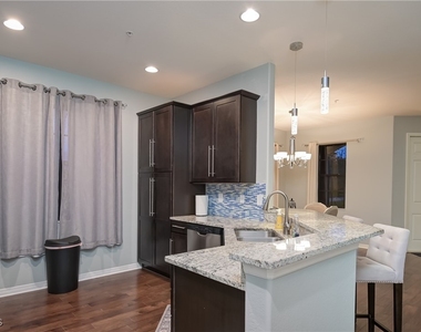 11845 Palba Way - Photo Thumbnail 8