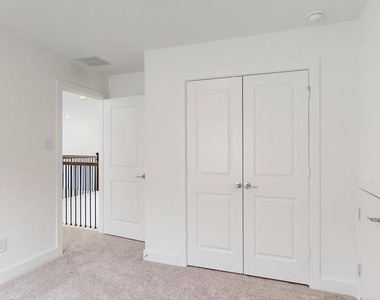 21623 Lampeter River Lane - Photo Thumbnail 15