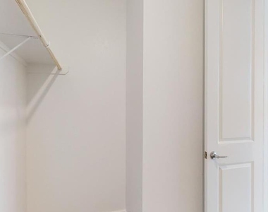21623 Lampeter River Lane - Photo Thumbnail 19