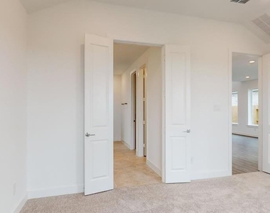 21623 Lampeter River Lane - Photo Thumbnail 25