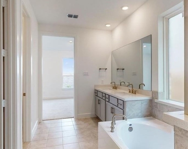 21623 Lampeter River Lane - Photo Thumbnail 21