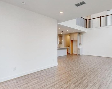 21623 Lampeter River Lane - Photo Thumbnail 6
