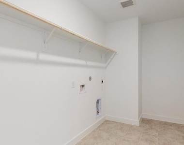21623 Lampeter River Lane - Photo Thumbnail 28