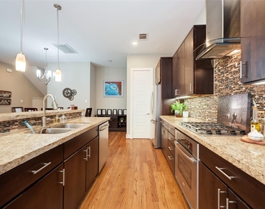 1537 Malone Street - Photo Thumbnail 13